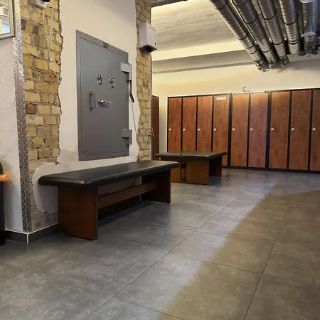 Altestaatsbank - Wohnen Inklusive Fitness & Wellness *